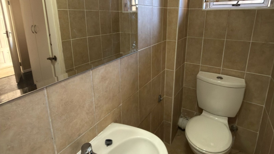 1 Bedroom Property for Sale in Van Der Stel Western Cape